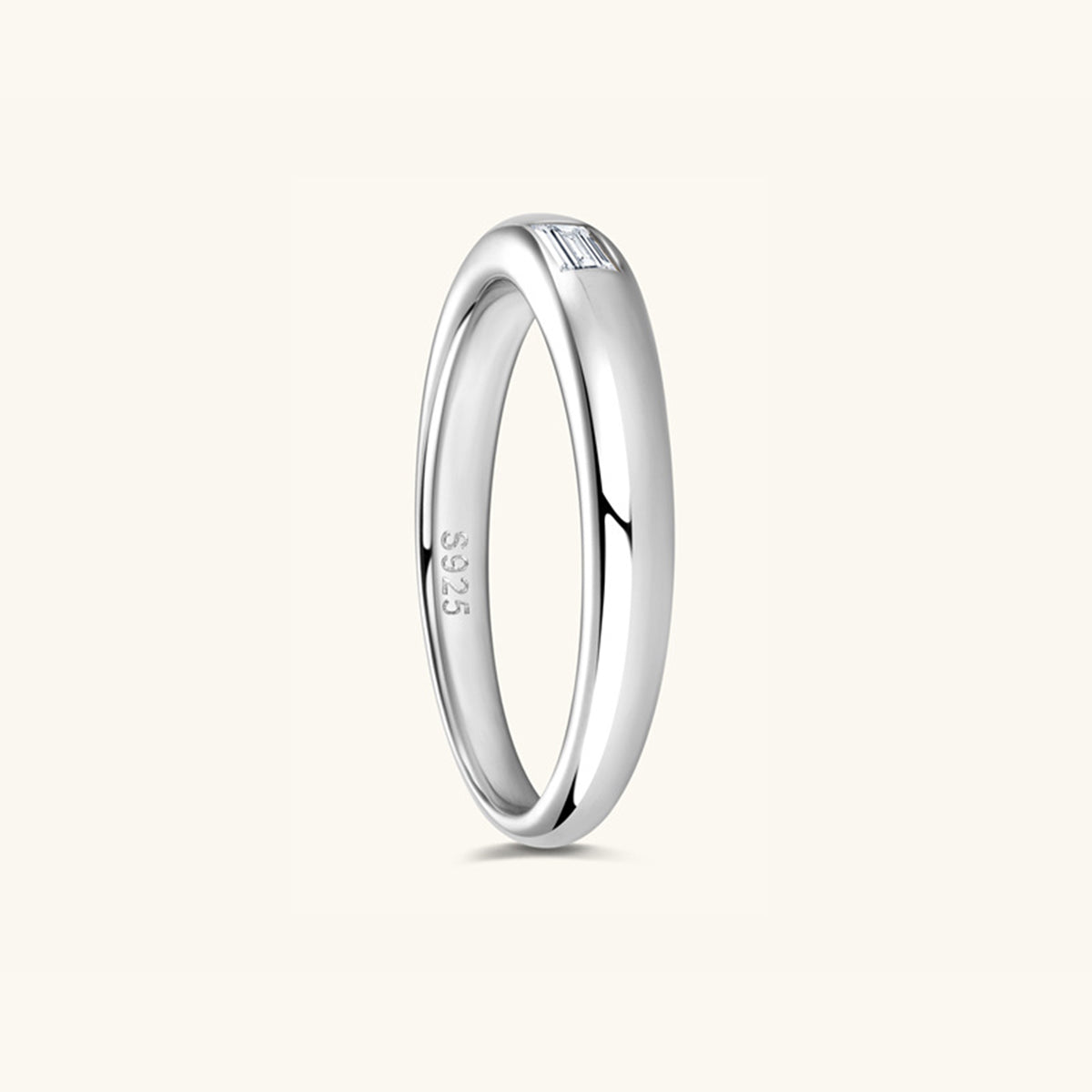 Elegant 925 Sterling Silver Inlaid Moissanite Ring