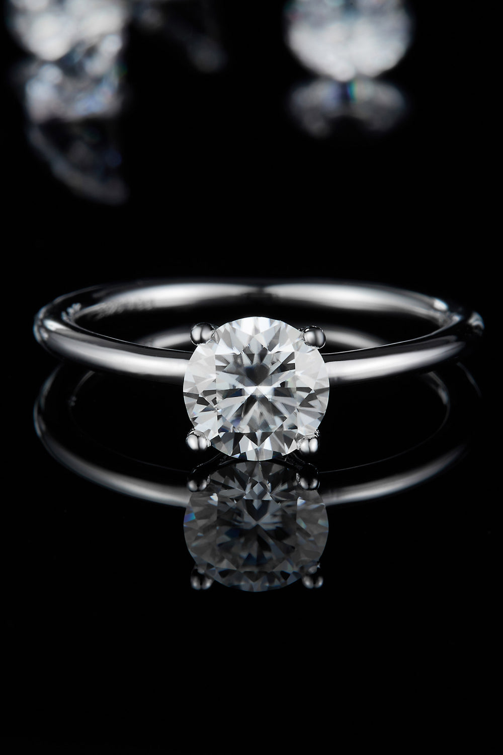 1 Carat Moissanite 925 Sterling Silver Solitaire Ring Design