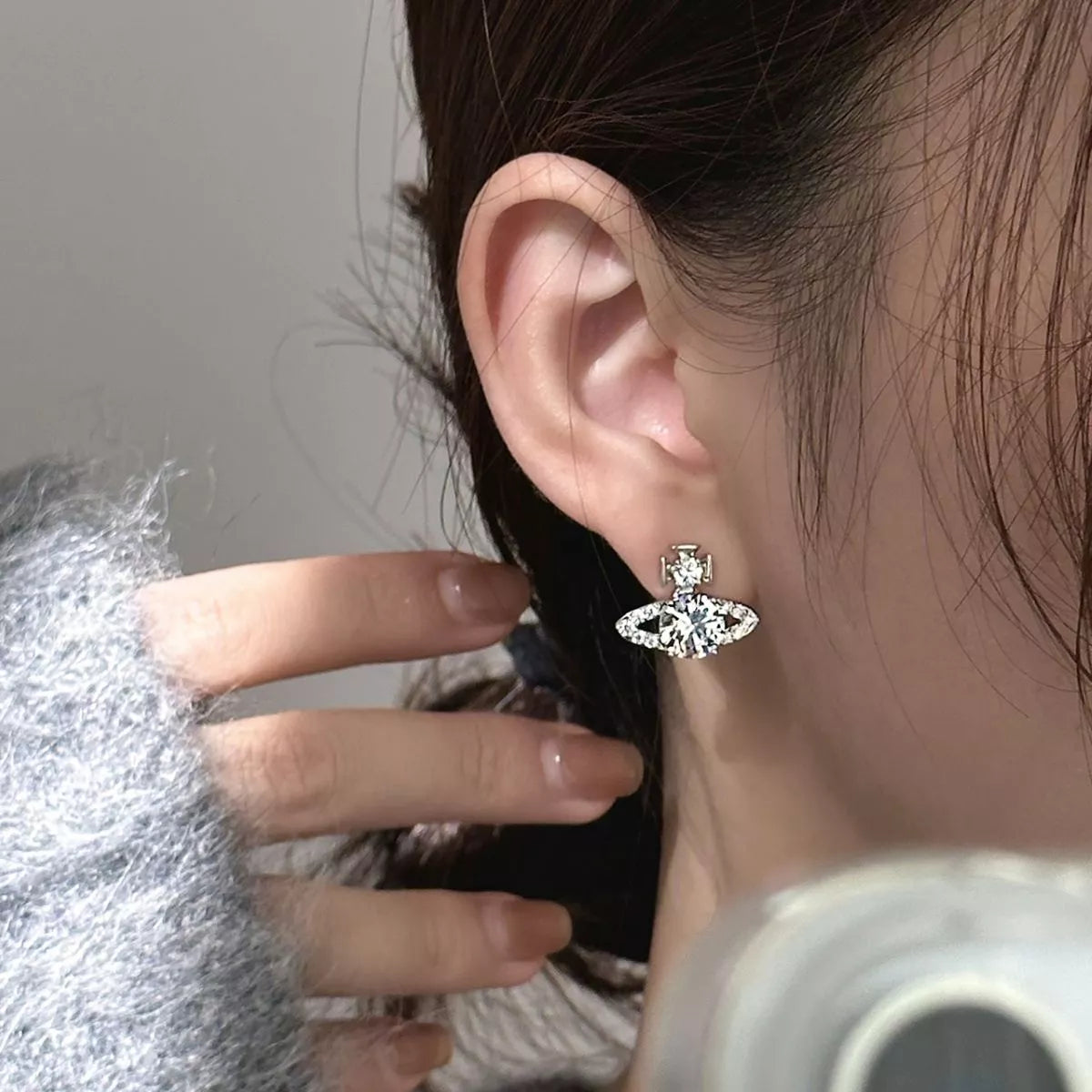 2 Carat Moissanite 925 Sterling Silver Planet Earrings