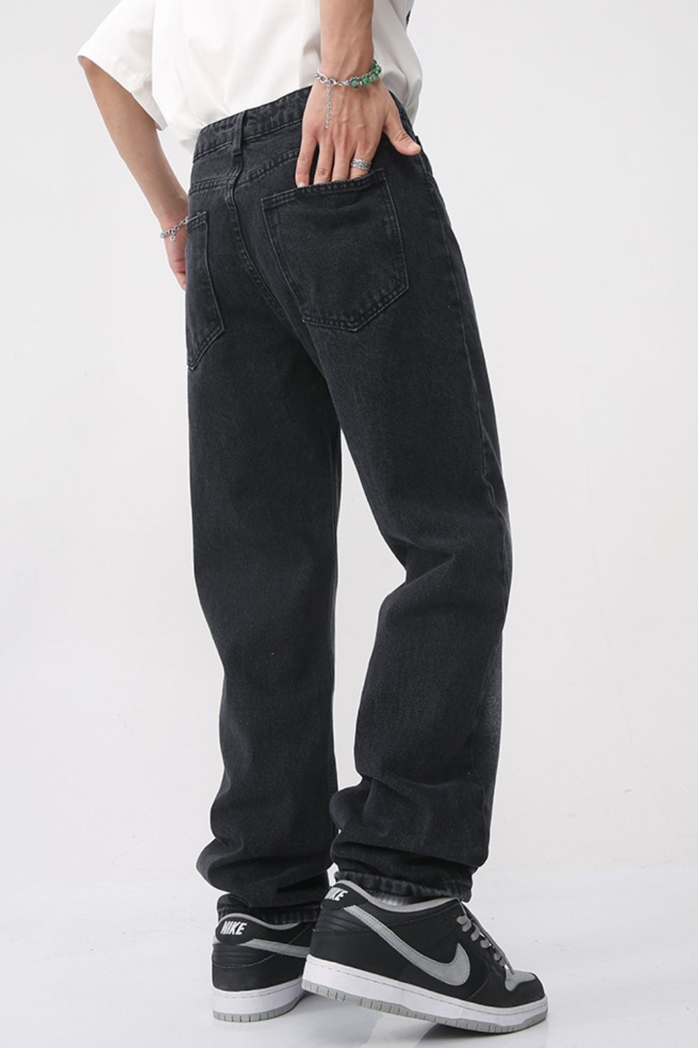 Men's Washed Straight Leg Jeans for Casual Everyday Wear