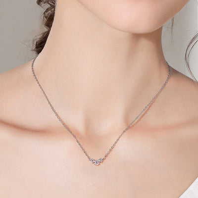 925 Sterling Silver Inlaid Moissanite Necklace Elegance