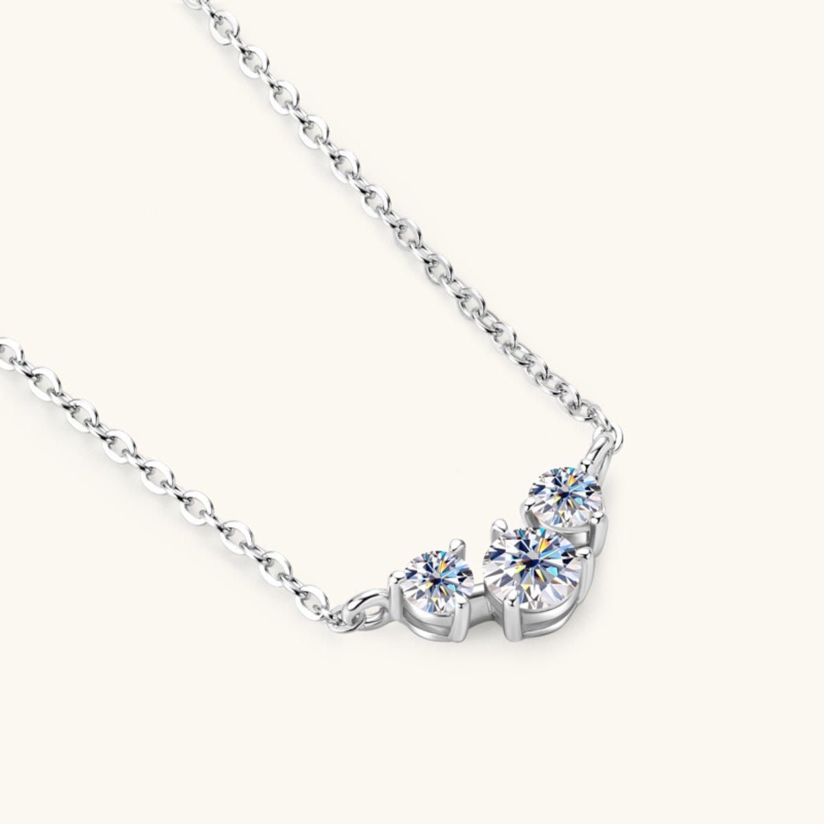 925 Sterling Silver Inlaid Moissanite Necklace Elegance