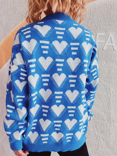 Charming Heart Contrast Oversized Sweater for Cozy Style