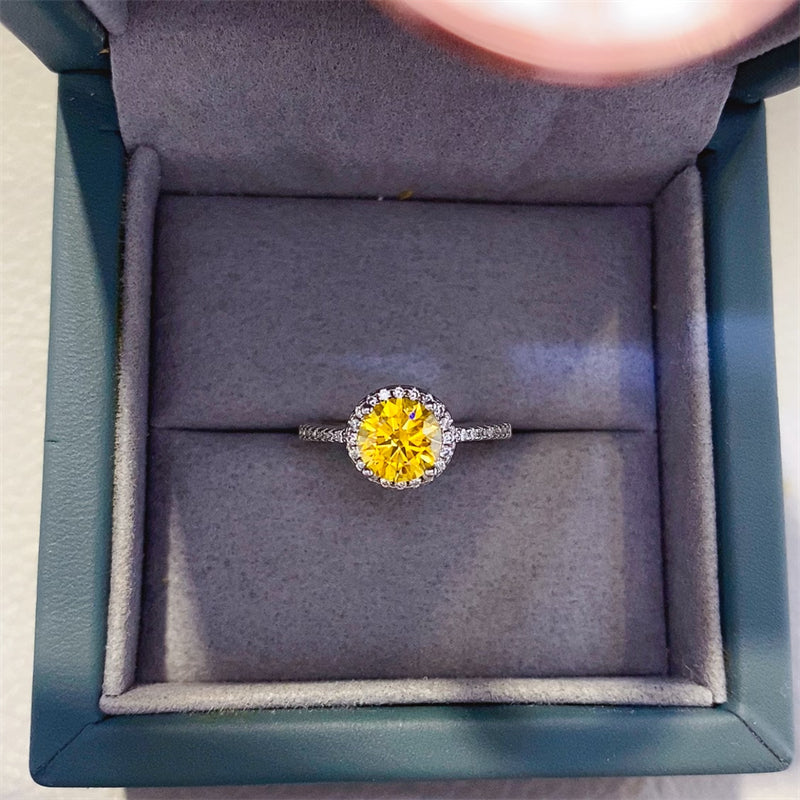 1 Carat Moissanite 925 Sterling Silver Ring for Elegance