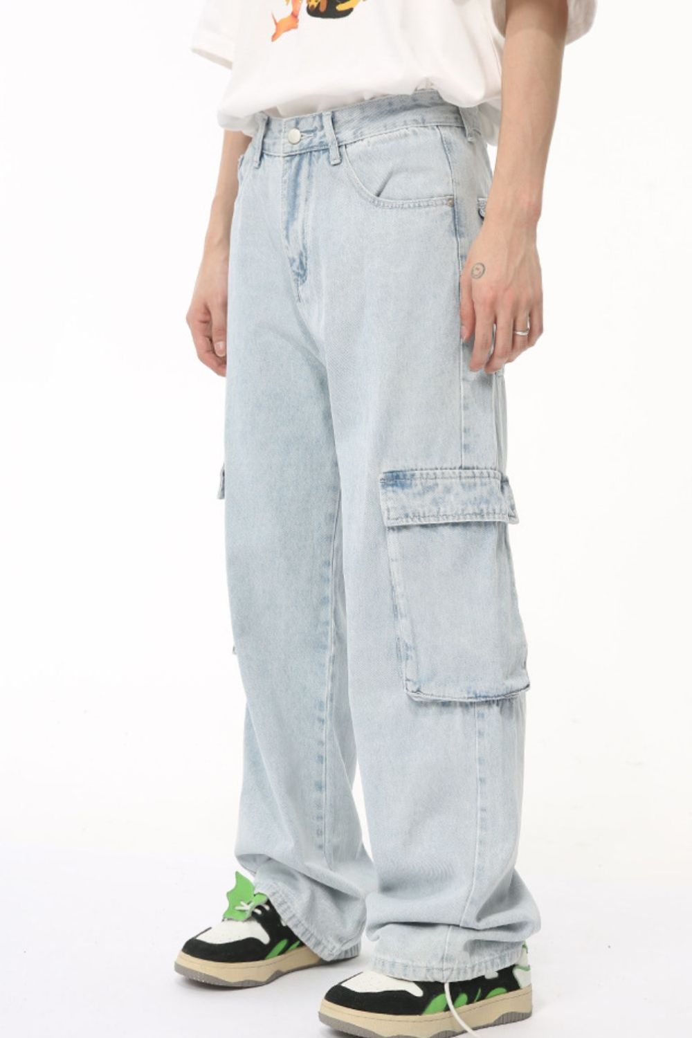 Men's Washed Straight Cargo Jeans for Comfortable Style