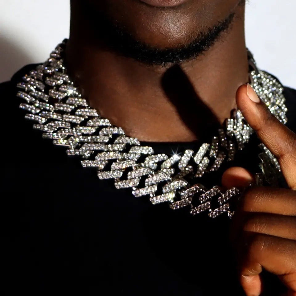 Hip-Hop Fusion: Iced Out Rhinestones Cuban Chain Necklace Set for Stylish Men and Women