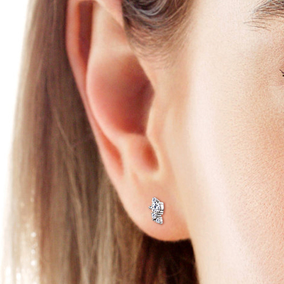 Elegant 925 Sterling Silver Moissanite Stud Earrings