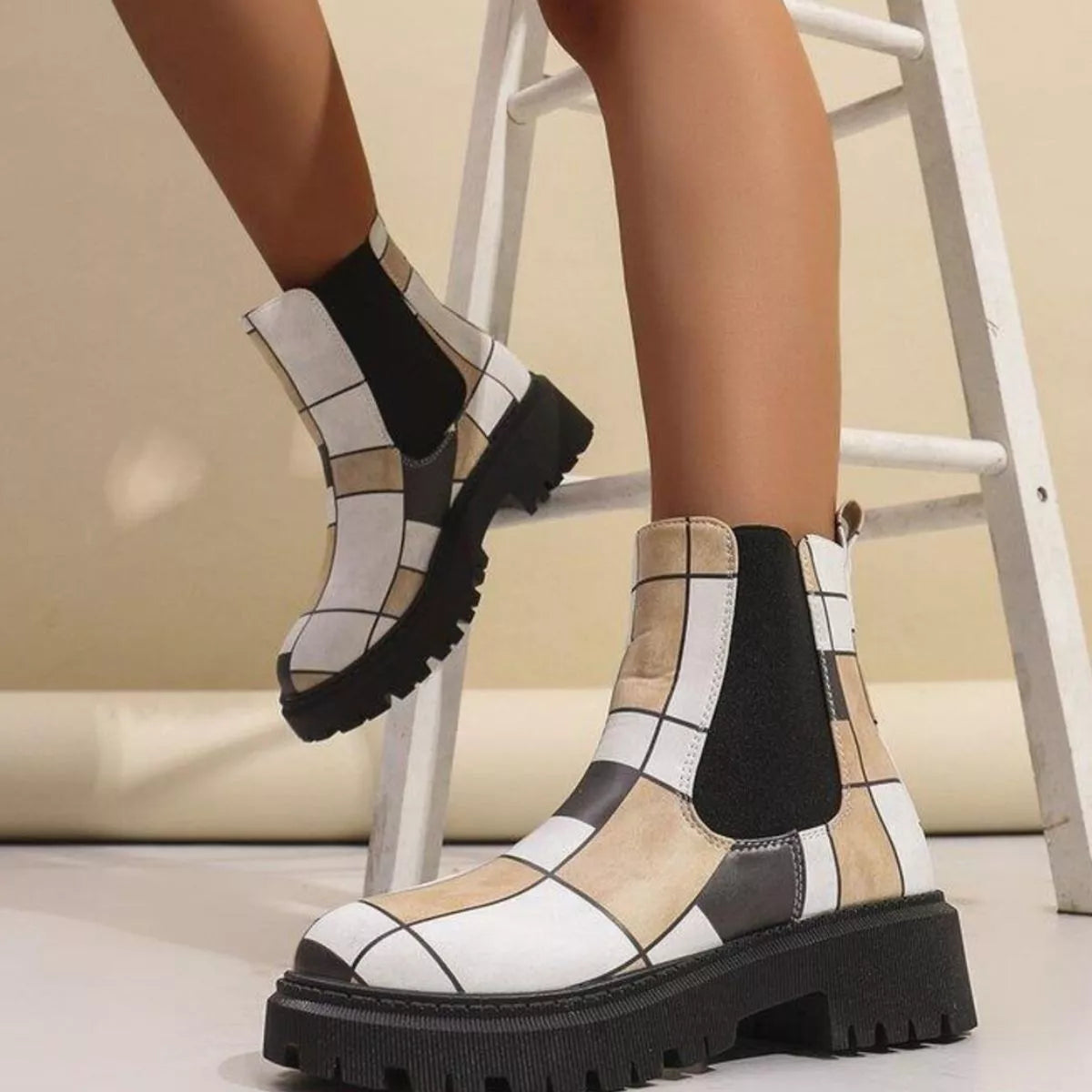 Round Toe Chunky Heel Ankle Boots