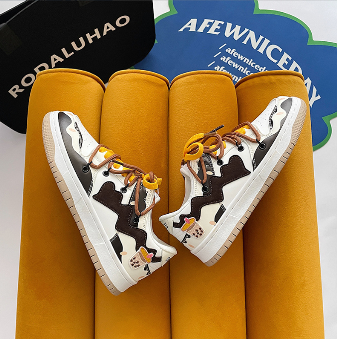 Couples Casual Low Top Skateboarding Shoes with Color Matching for Men and Women