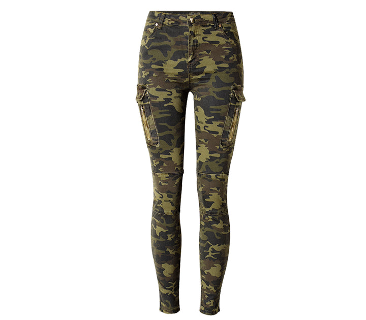 High-Waist Slim Fit Camo Jogger Pants for Women with Functional Zippered Pockets