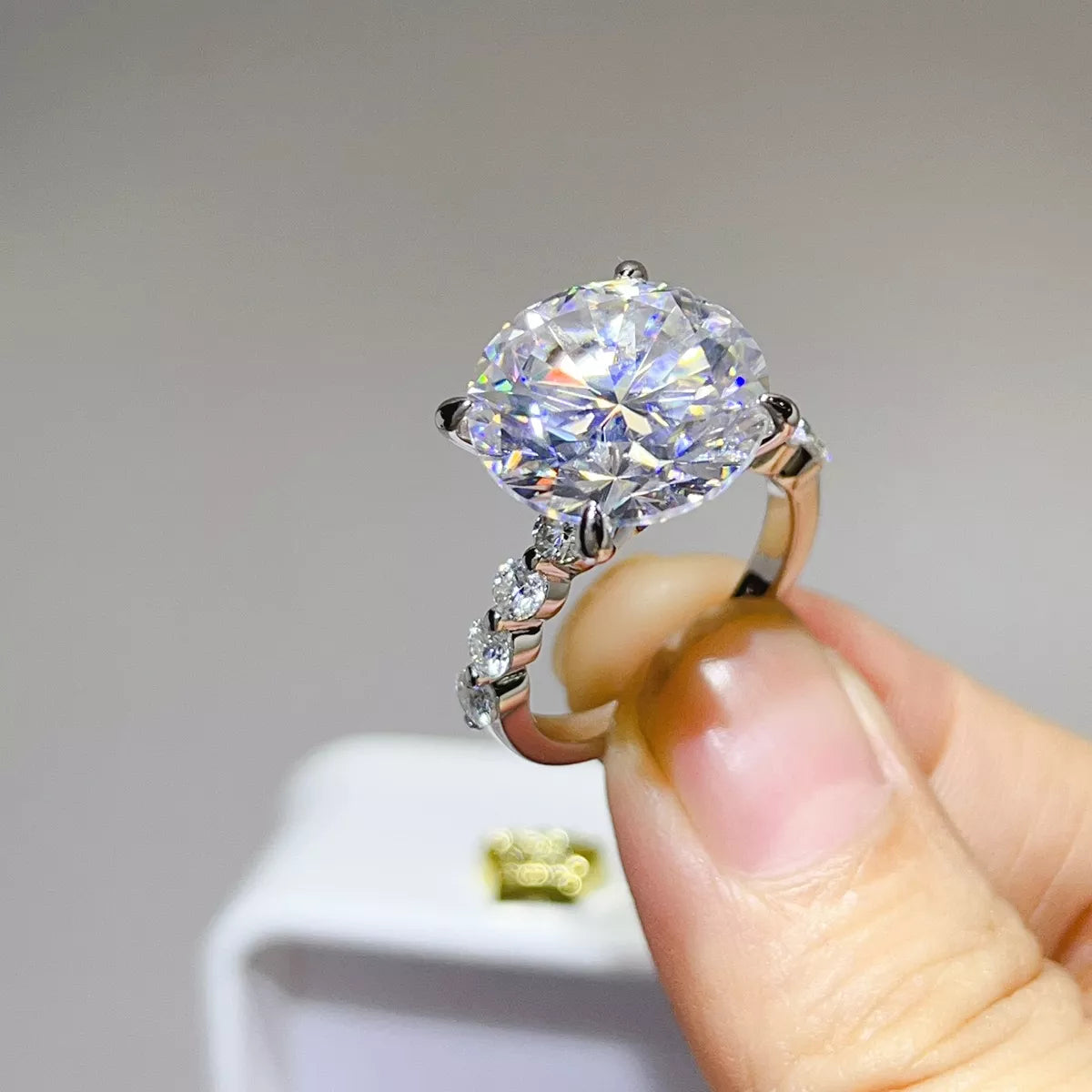 10 Carat Moissanite 925 Sterling Silver Ring