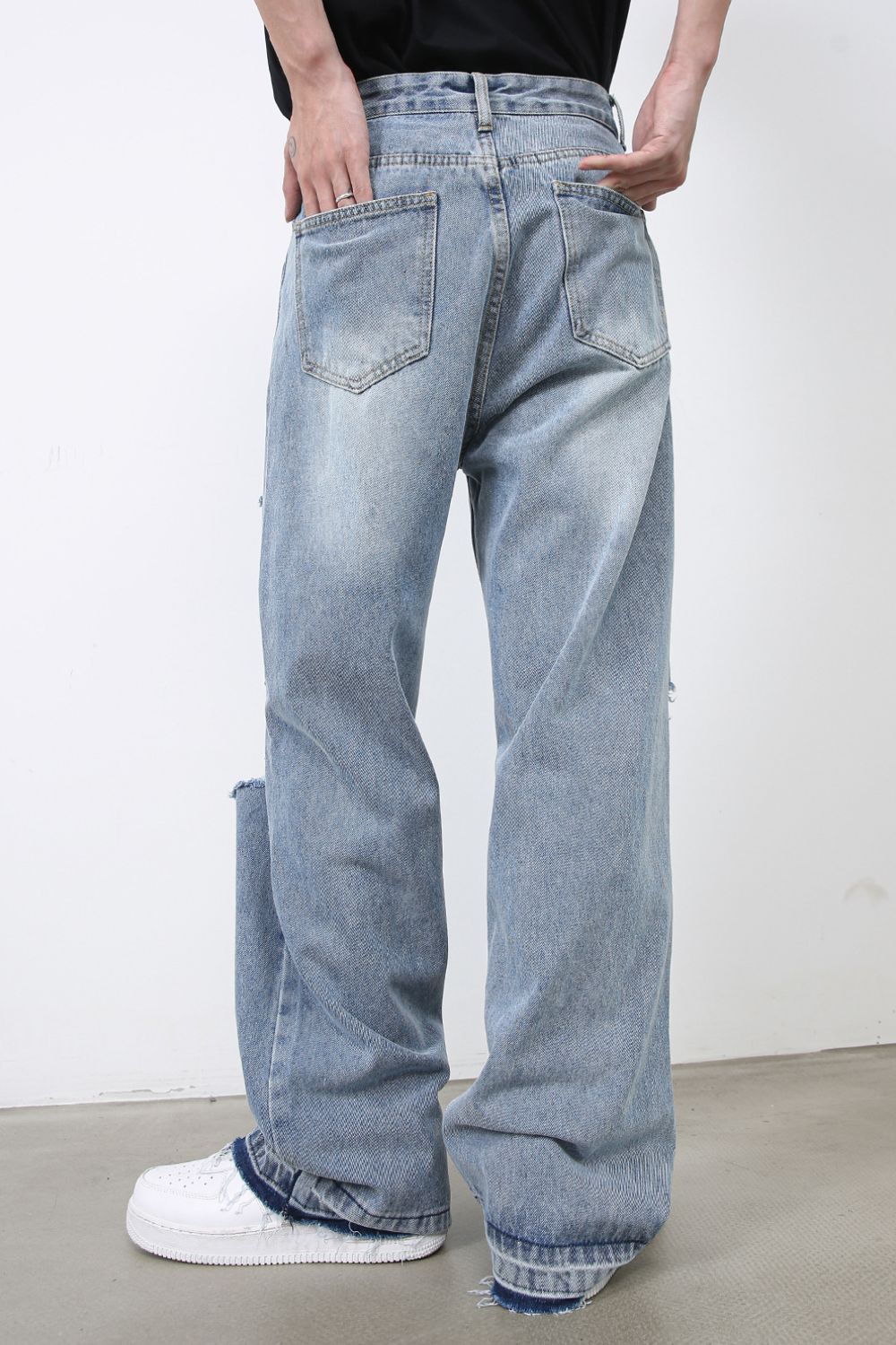 Men's Distressed Baggy Jeans for Casual Style and Comfort