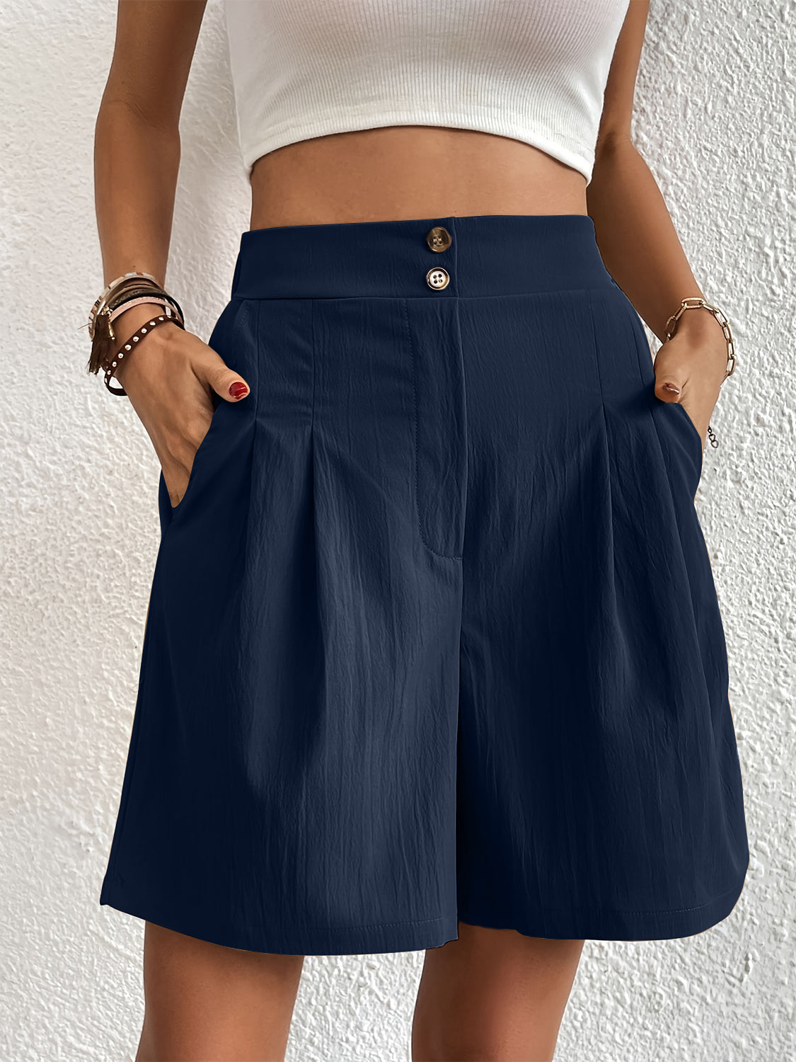 Elegant Ruched Elastic Waist Shorts with Pockets for Women