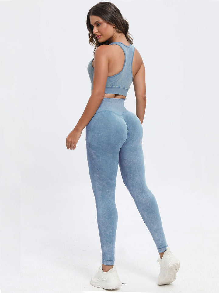 Scoop Neck Activewear Ensemble with Wide-Strapped Top and Fitted Pants