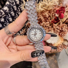 AAA Zircon Elements Leaf Austrian Crystal Bracelet Watch Elegant Timepiece With Crystal Accents