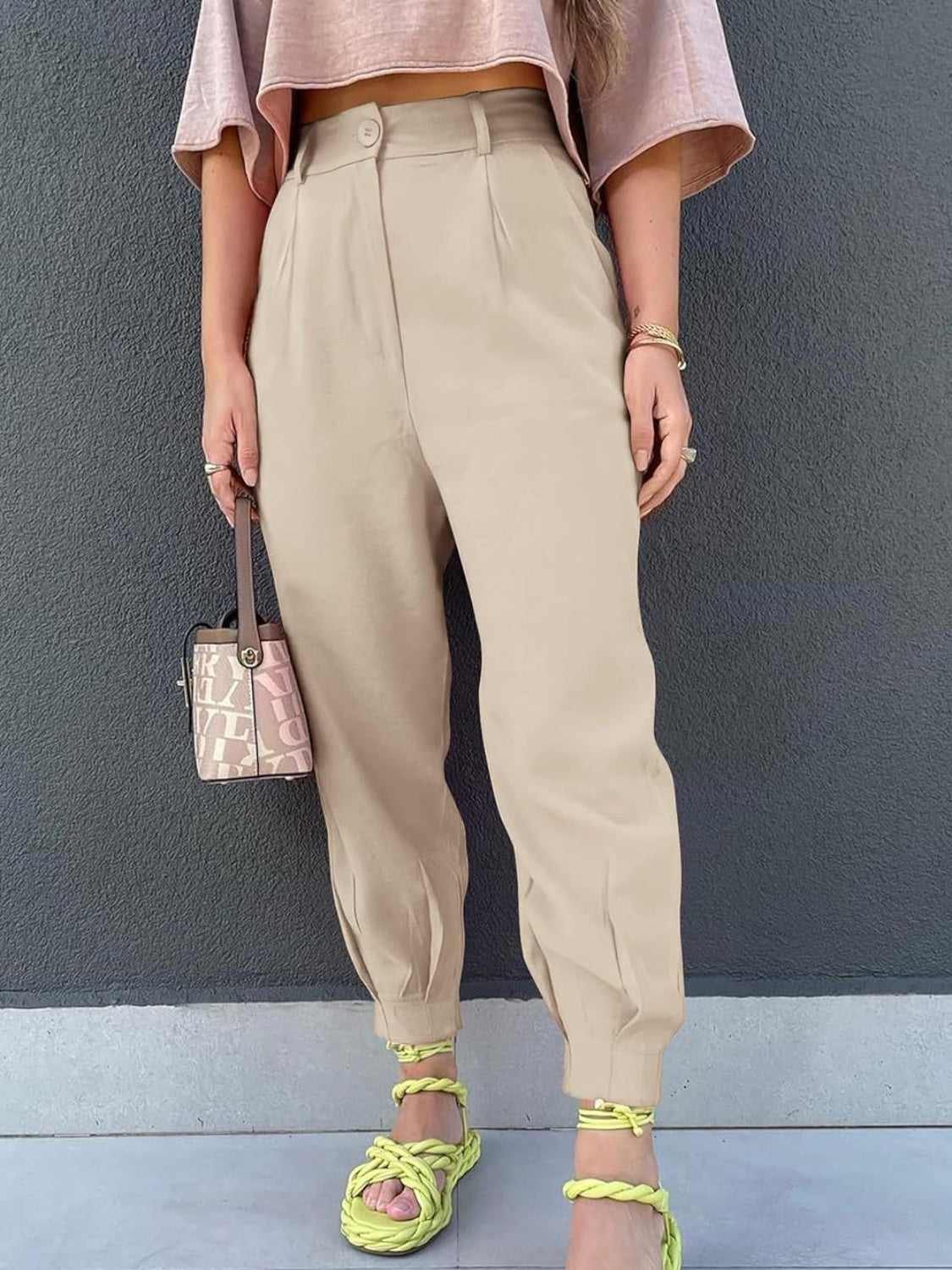 Stylish High-Waisted Crop Trousers for Chic Comfort