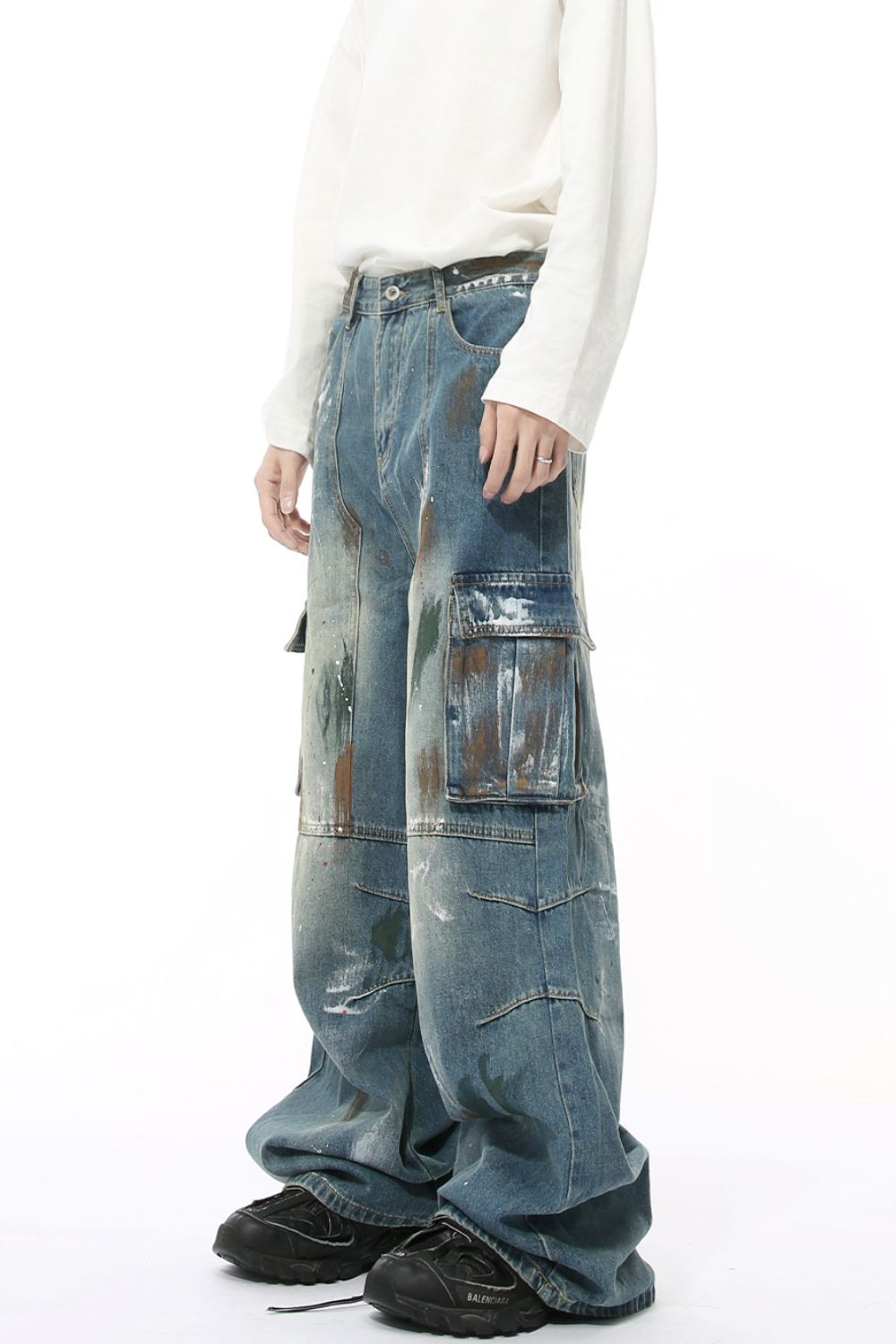Waste Soil Style Jeans with Cargo Pockets for Men