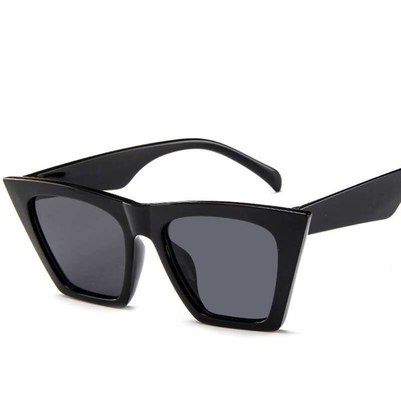 Chic Black Oversized Square Sunglasses for Women with Bold Plastic Frame in Red Leopard and Blue