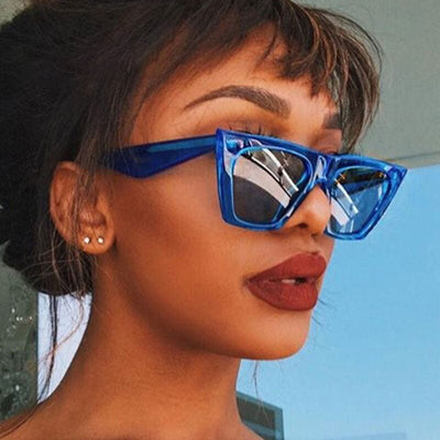 Chic Black Oversized Square Sunglasses for Women with Bold Plastic Frame in Red Leopard and Blue