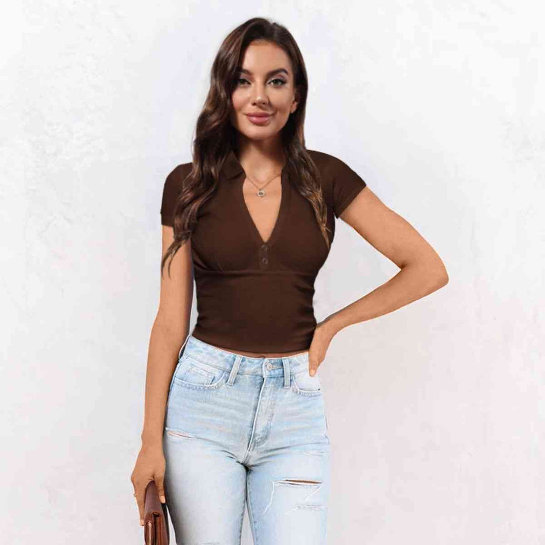 Stylish Cropped Short Sleeve Top with Buttoned Johnny Collar