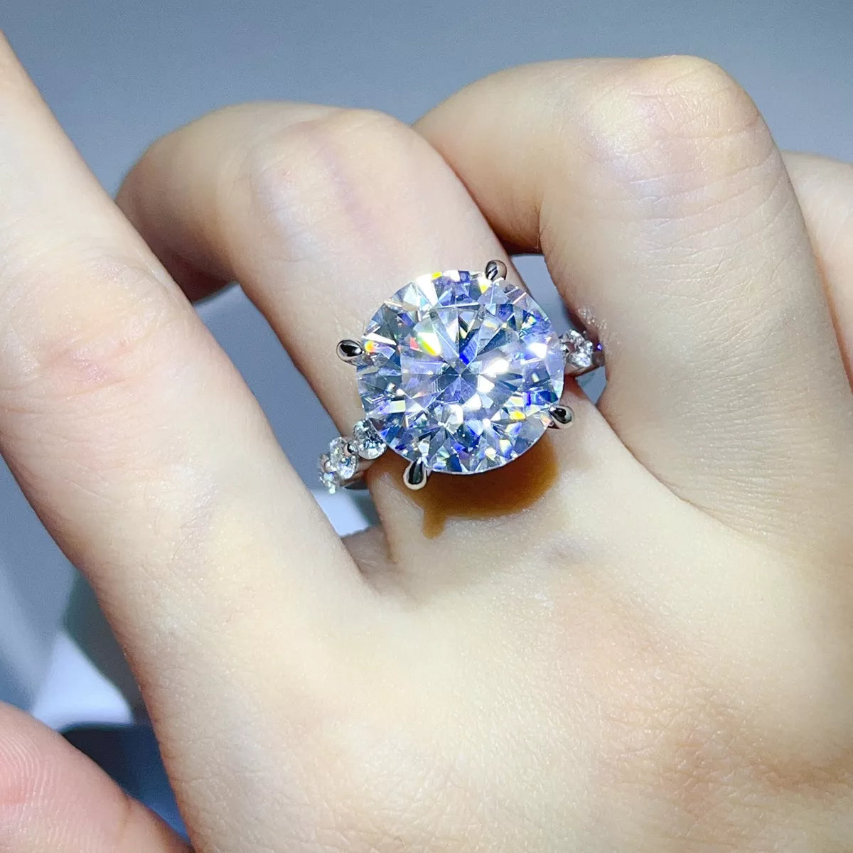 10 Carat Moissanite 925 Sterling Silver Ring