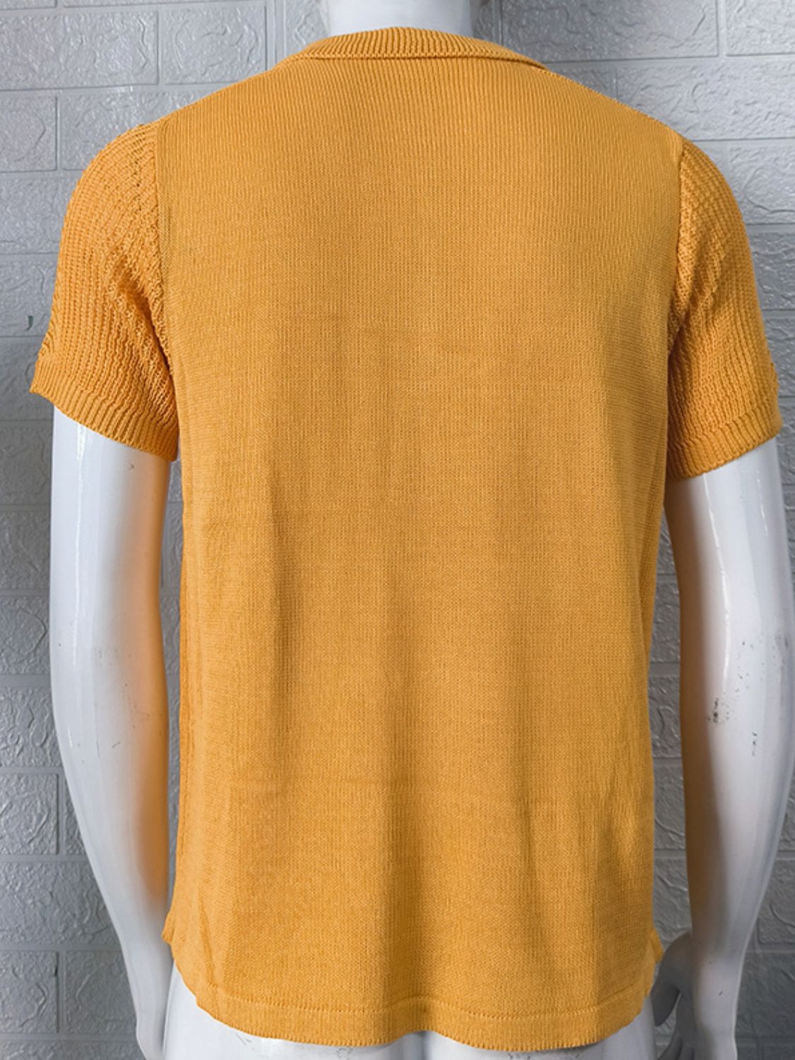 Men's Collared Neck Quarter Zip Knit Polo for Stylish Comfort