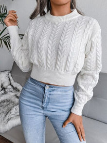 Chic Cable-Knit Round Neck Sweater for Effortless Style