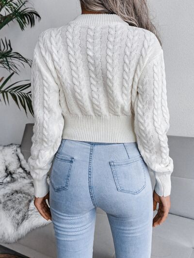 Chic Cable-Knit Round Neck Sweater for Effortless Style