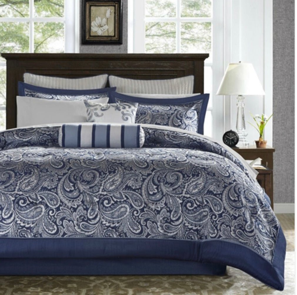 California King 12-piece Reversible Cotton Comforter Set in Navy Blue and White