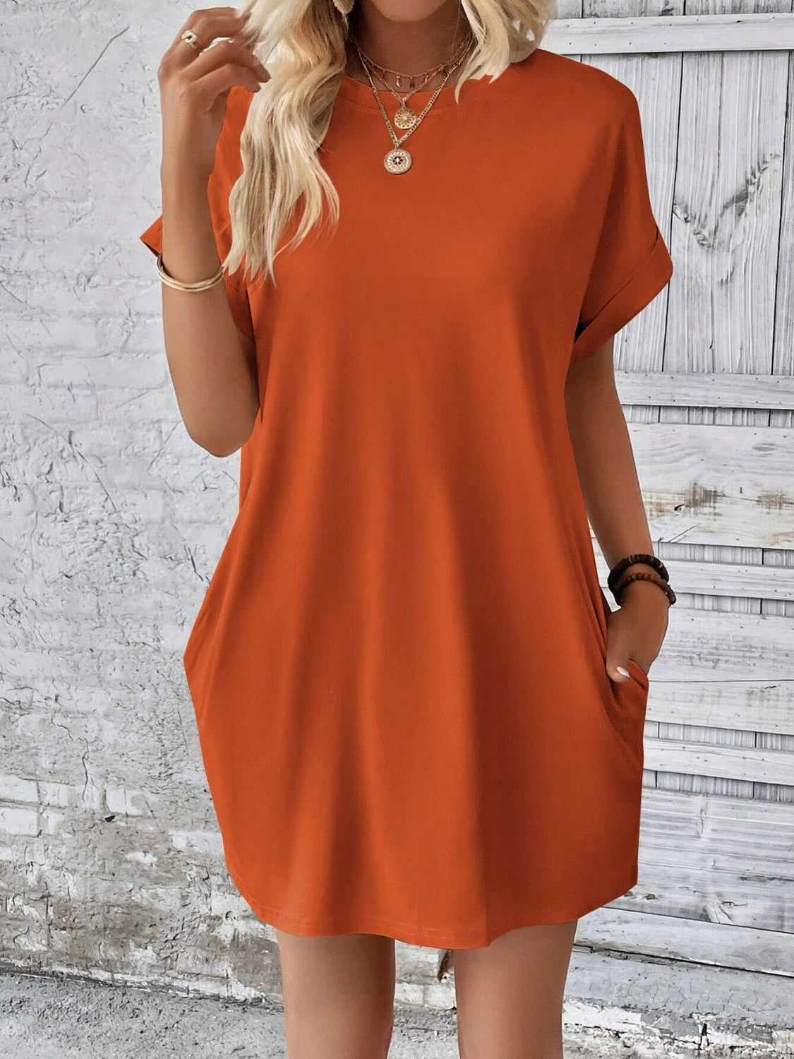 Effortless Elegance Short Sleeve Round Neck Mini Dress for All Occasions