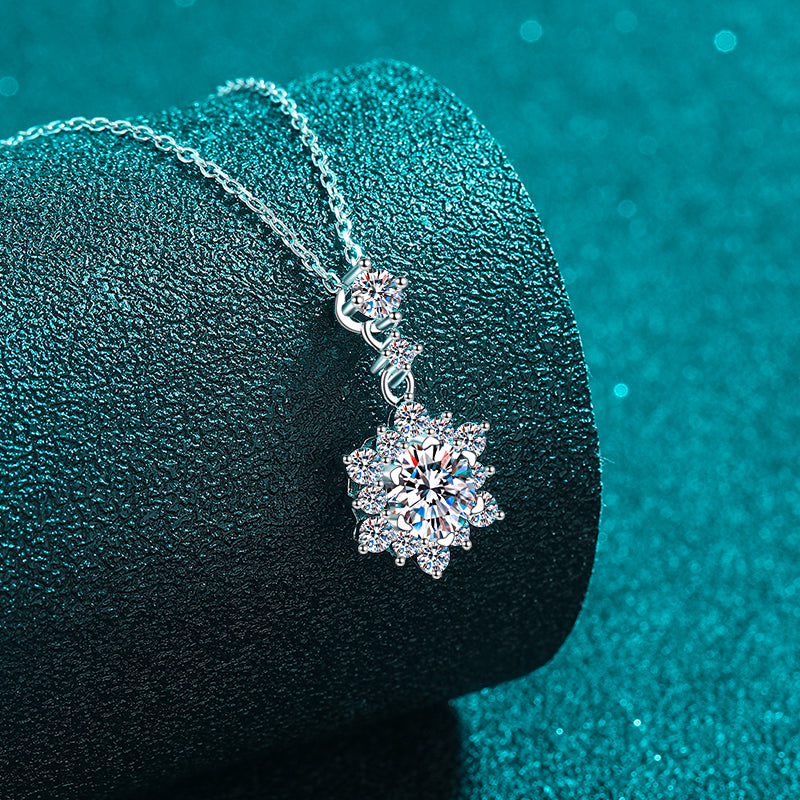 1 Carat Moissanite Zircon 925 Sterling Silver Necklace Gift