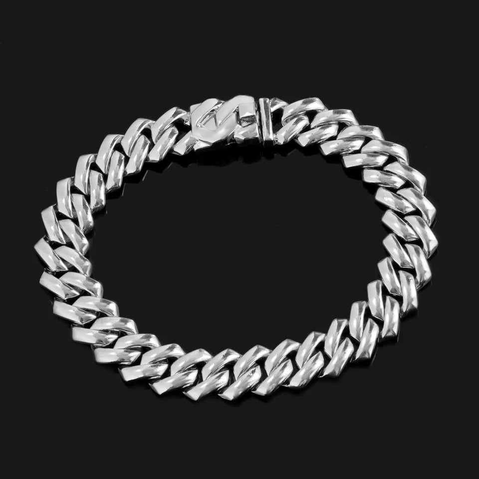 Complete Set: 13MM Curb Cuban Chain Bling Mouth Letter Pendant Necklace with Matching Anklet – Perfect for Women's Stylish Coordination