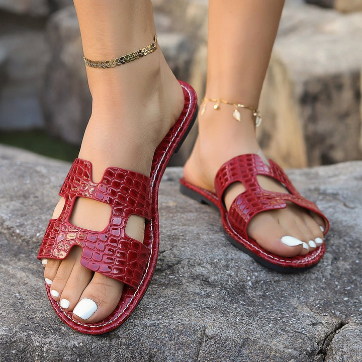 Crocodile Pattern Open-Toe PU Leather Sandals