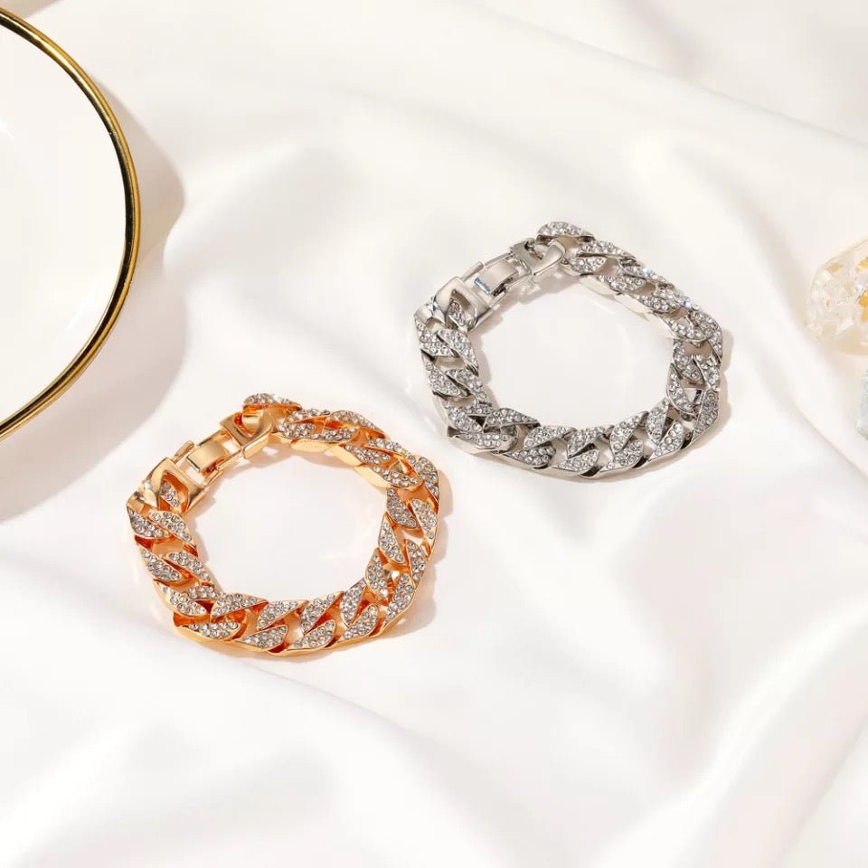 Cuban Link Bracelet For Men And Women Unisex Jewelry Timeless Elegant Accessory Must Have