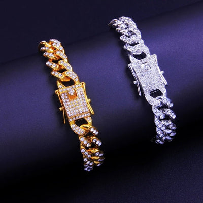 Cuban Link Style Bracelet Unisex Elegant Jewelry For Any Occasion Statement Accessory