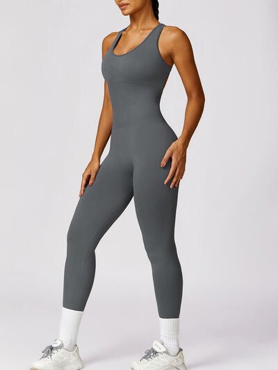 Athletic Cutout Back Jumpsuit for Active Lifestyle Fashion