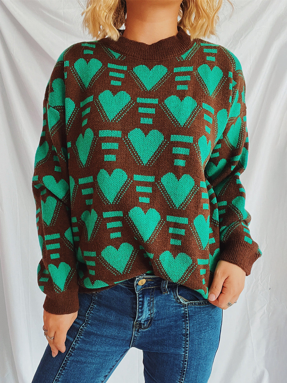 Charming Heart Contrast Oversized Sweater for Cozy Style