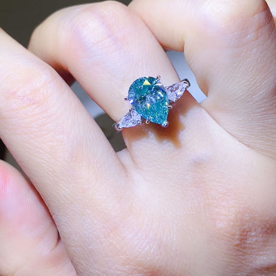Stunning 2 Carat 925 Sterling Silver Moissanite Ring