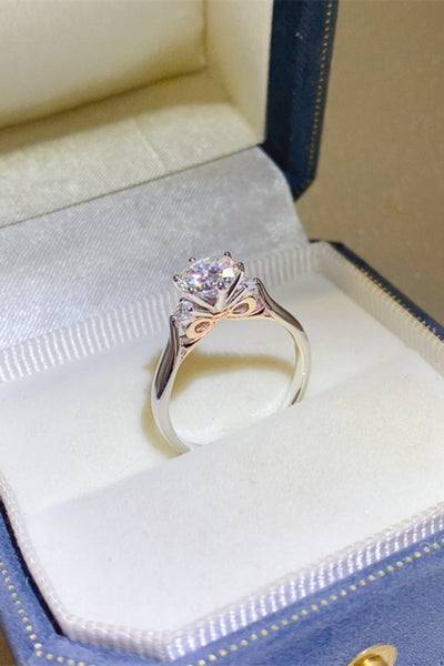 2 Carat Moissanite 925 Sterling Silver Ring for Elegance