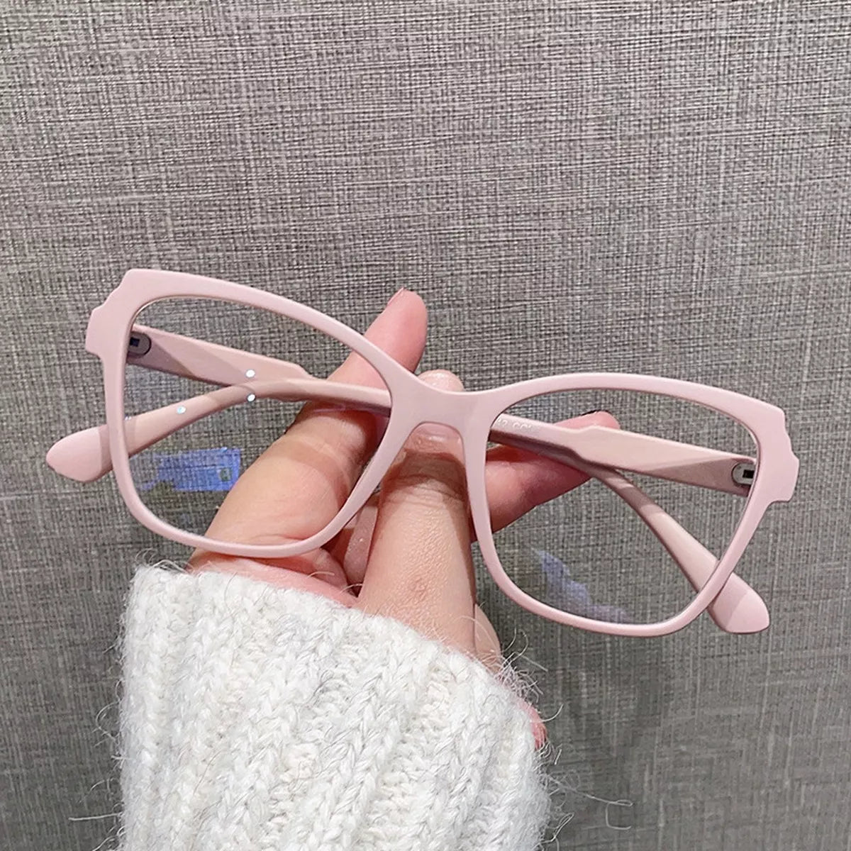 Lightweight Square Sunglasses