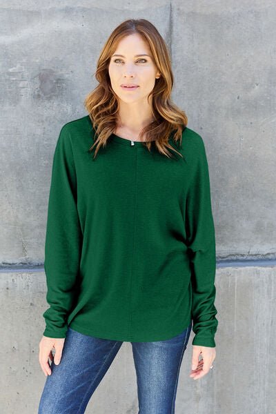 Essential Long Sleeve Round Neck Tee for Any Occasion