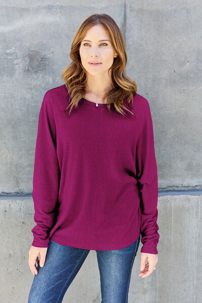 Essential Long Sleeve Round Neck Tee for Any Occasion