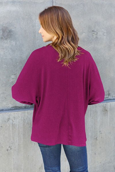 Essential Long Sleeve Round Neck Tee for Any Occasion