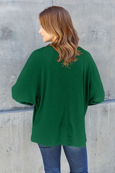 Essential Long Sleeve Round Neck Tee for Any Occasion