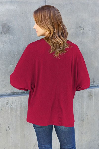 Essential Long Sleeve Round Neck Tee for Any Occasion
