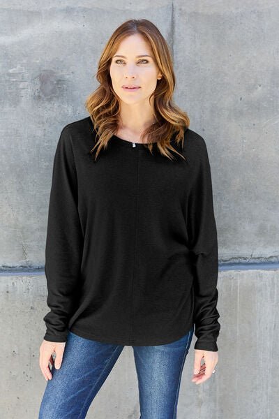 Essential Long Sleeve Round Neck Tee for Any Occasion