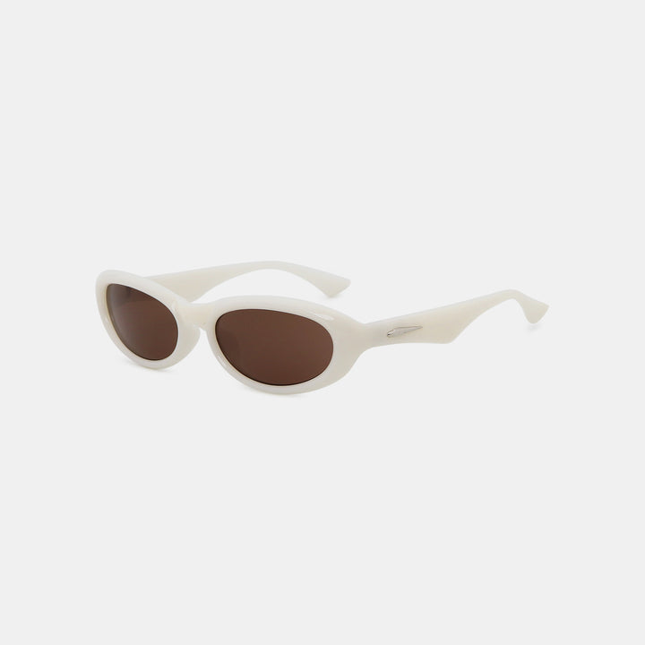 Chic Polycarbonate Cat Eye Sunglasses for Stylish Protection