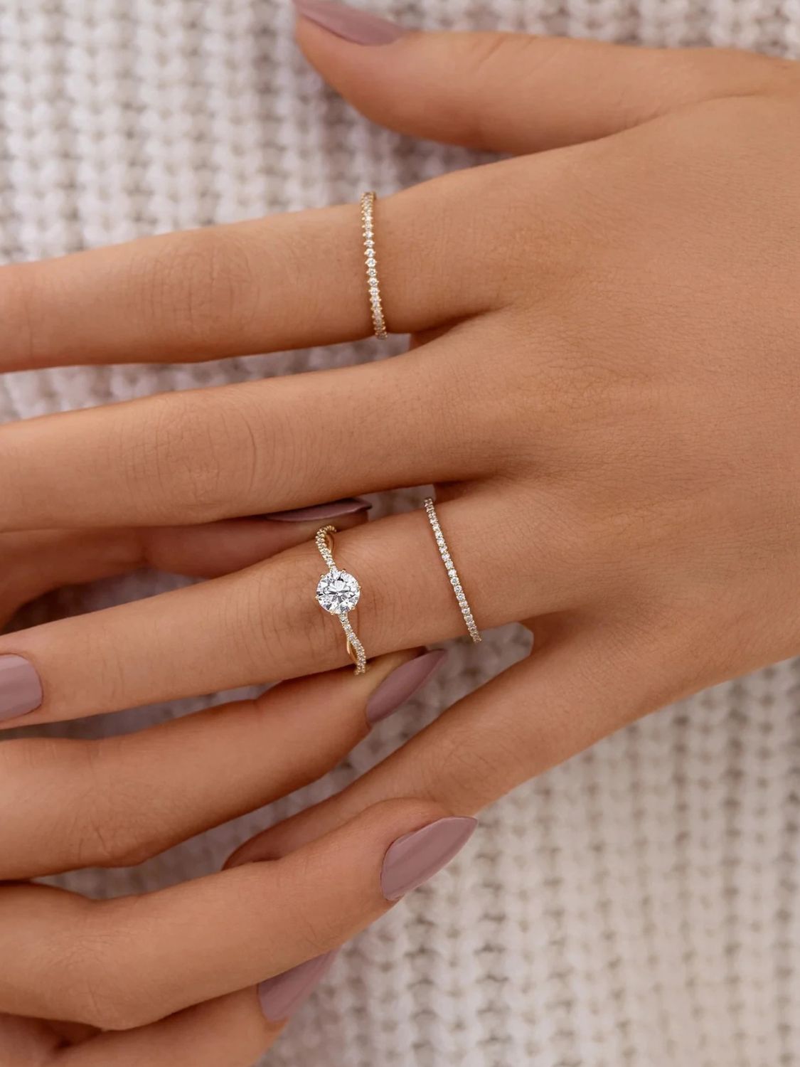 925 Sterling Silver Inlaid Zircon Ring For Women And Men Elegant Modern Jewelry Gift Idea Durable Hypoallergenic