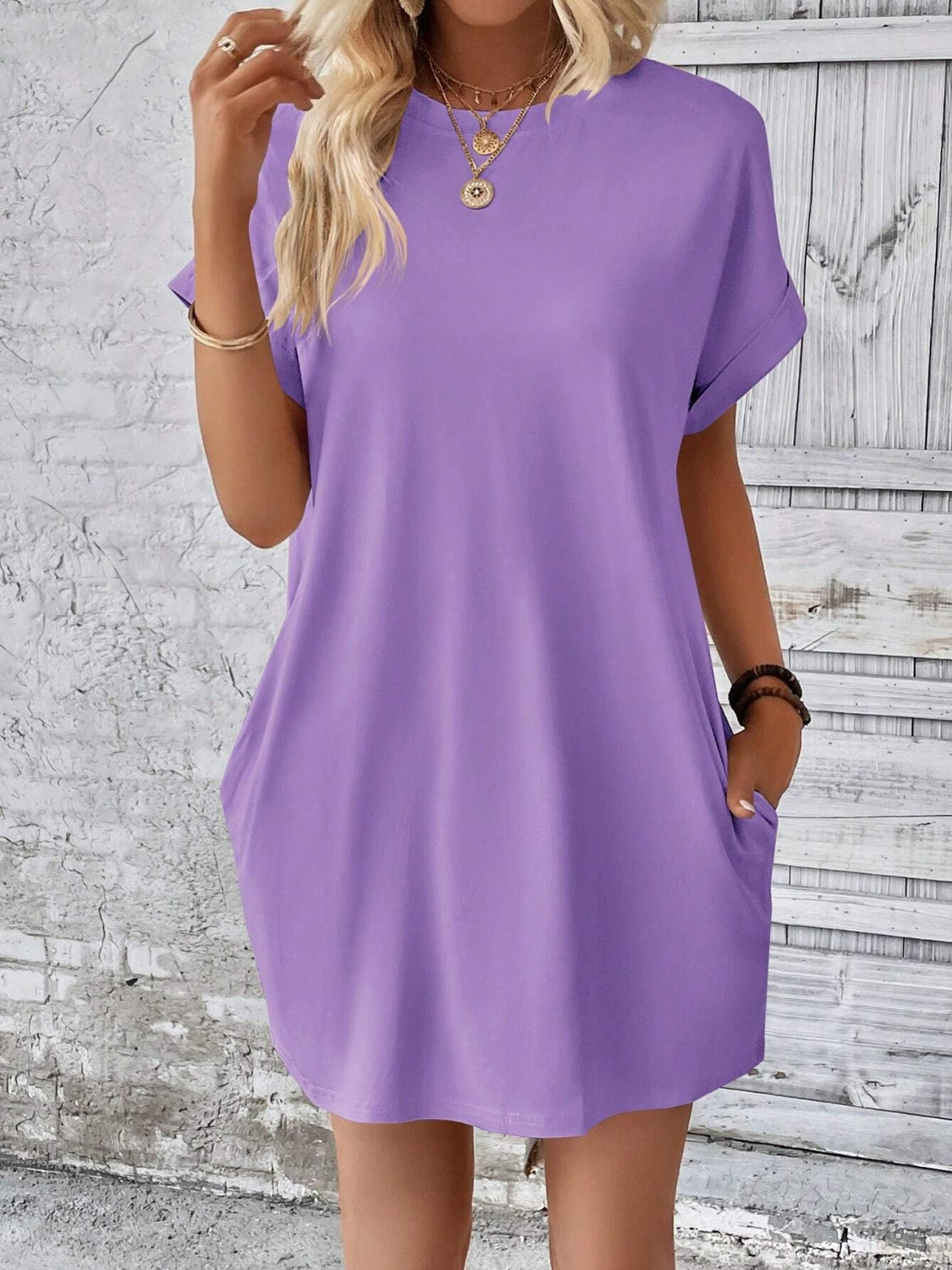 Effortless Elegance Short Sleeve Round Neck Mini Dress for All Occasions