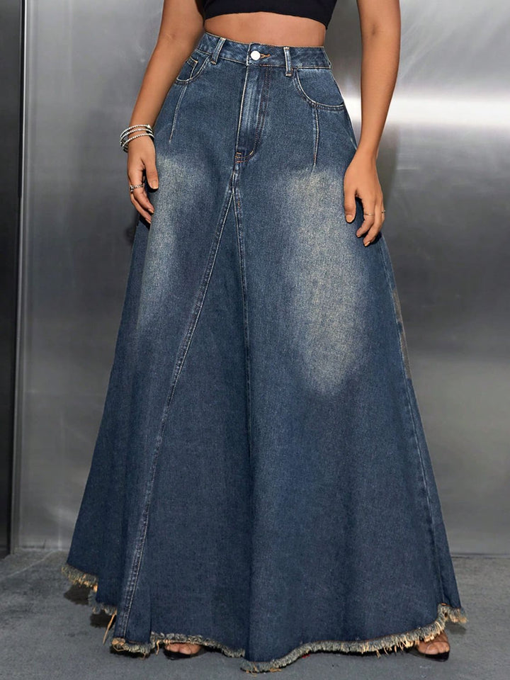 Chic High-Waisted Denim Skirt with Trendy Raw Hem and Functional Pockets